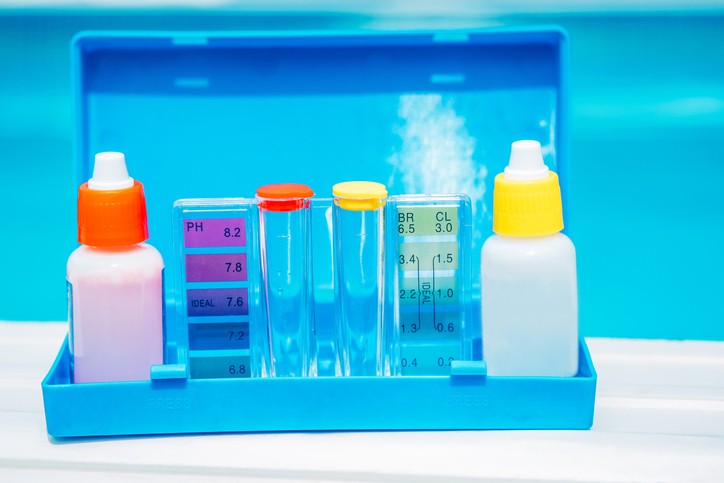 how to add hot tub chemicals